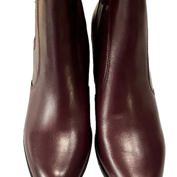 New! Giani Bernini Womens Korma Leather Almond Toe Ankle Chelsea - Picture 10 of 15